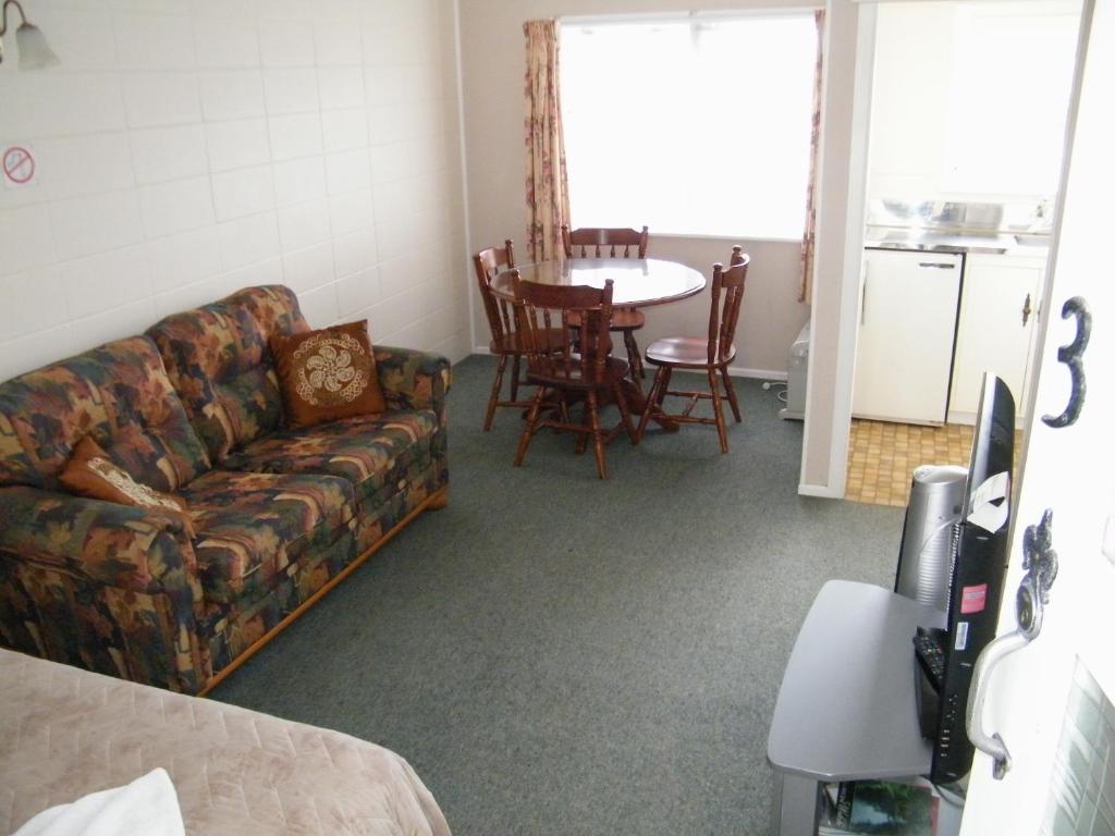 Colonial City Motel Hamilton Habitación foto